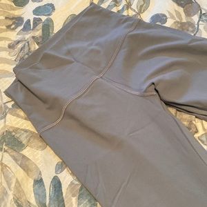 Lululemon aligned crop leggings